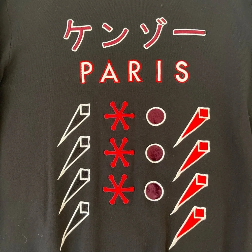 Vintage KENZO Black Sweater with Red and White Embroidered Accents - Picture 4 of 8